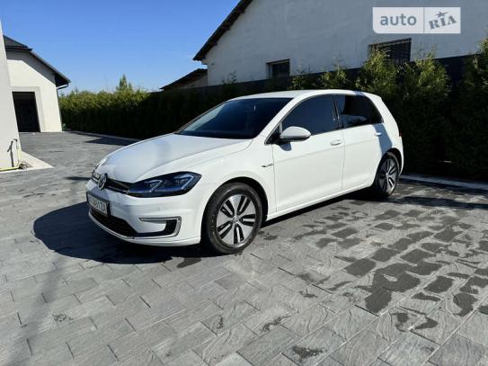 Volkswagen Golf 2017г. в рассрочку